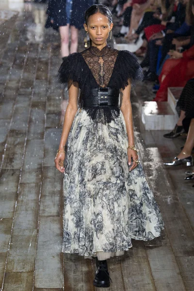 Look 33